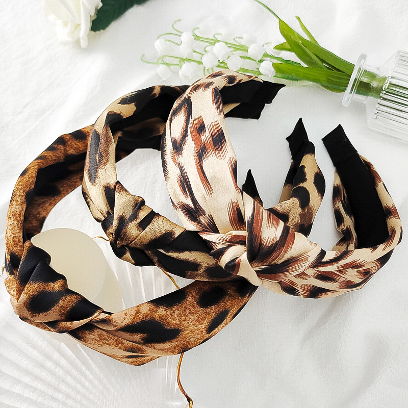 Women'S Accessories Flannels - 2021 สินค้าแฟชั่นใหม่เสือดาว flannel Pearl knotted สําหรับผู้หญิงสาวอุปกรณ์เสริมผม