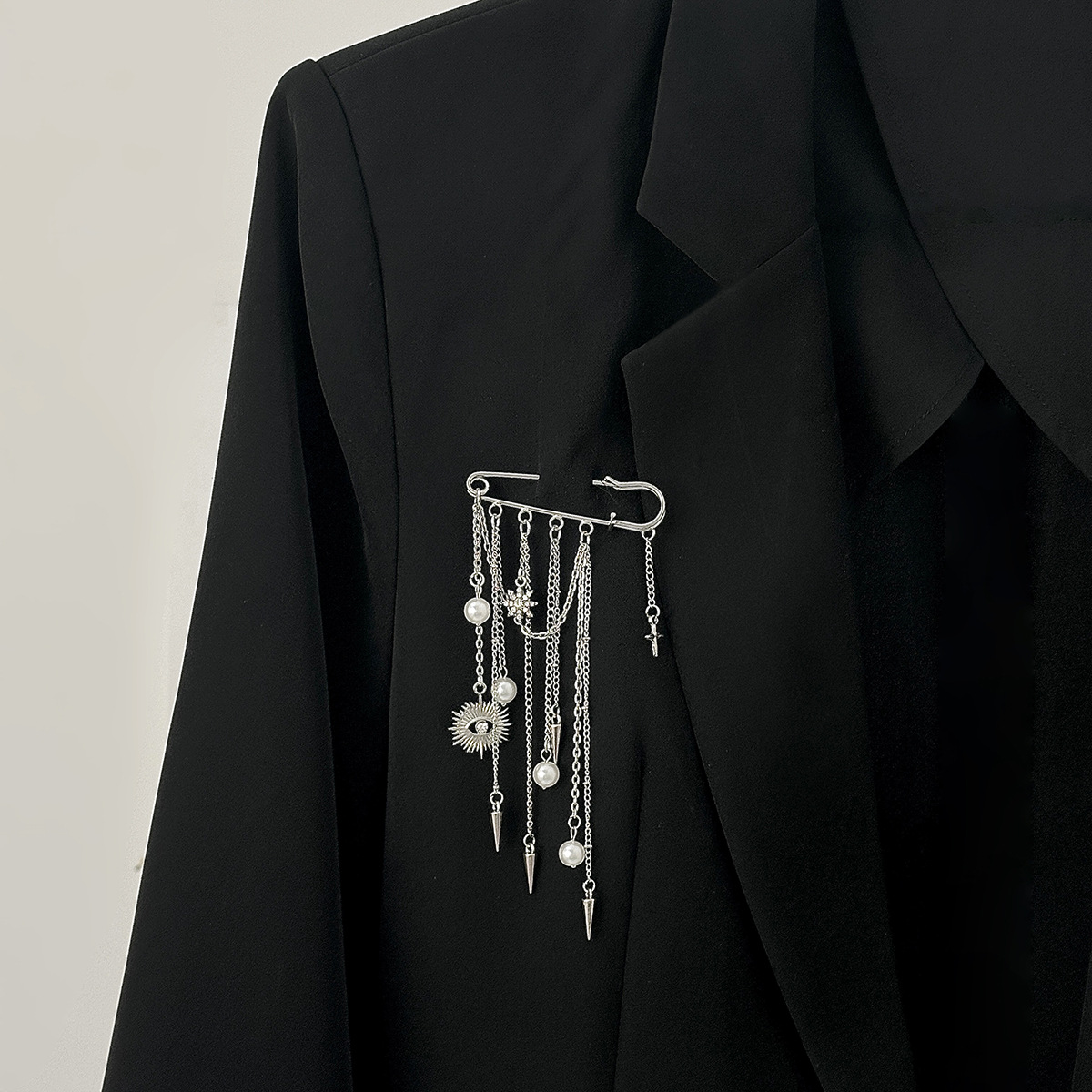 Women'S Accessories For Formal Wear - เข็มกลัดมุกเทียม เข็มกลัดรูปทรงหรูหรา เข็มกลัดรูปตาปีศาจ เข็มกลัดโลหะผสมเหล็ก เครื่องประดับสำหรับกางเกง ชุดทางการ