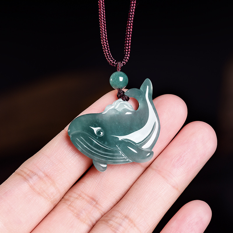 Women Accessories For Gift - จี้สร้อยคอหยกพม่าแท้รูปปลาวาฬ เครื่องประดับหยกแท้แกะสลัก ของขวัญอัญมณีสำหรับผู้หญิง