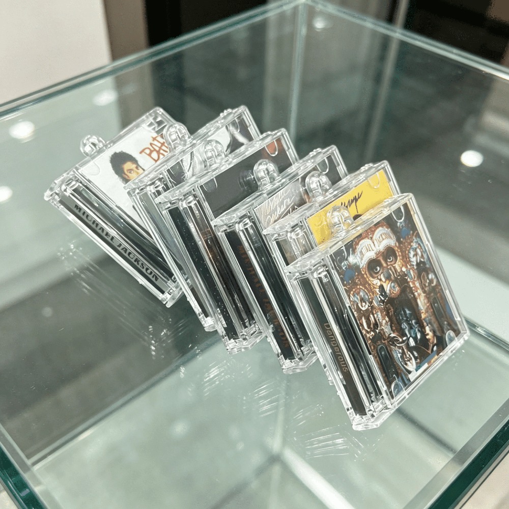 พวงกุญแจ NFC อัลบั้มมินิซีดี M - Women'S Keychain Accessories บทวิจารณ์และราคา