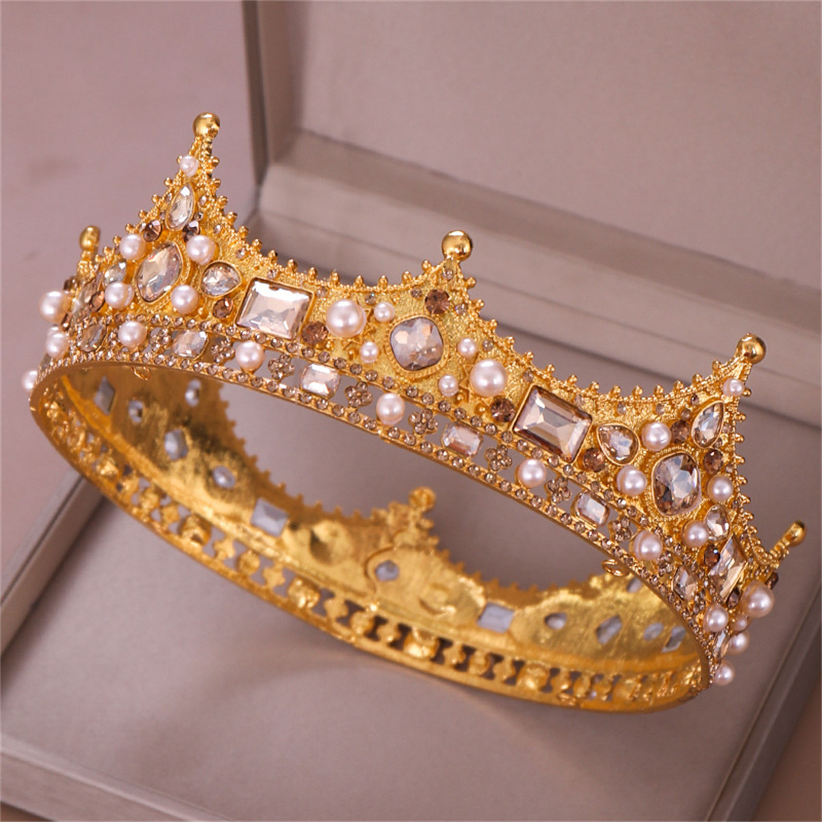 มงกุฎเจ้าสาวประดับเพชรเทียม ที - Women Accessories For Wedding บทวิจารณ์และราคา
